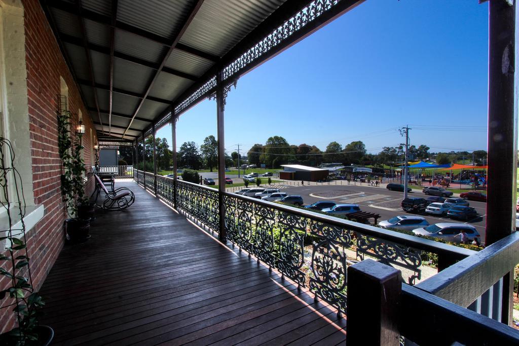 Bairnsdale Bed And Breakfast Ngoại thất bức ảnh