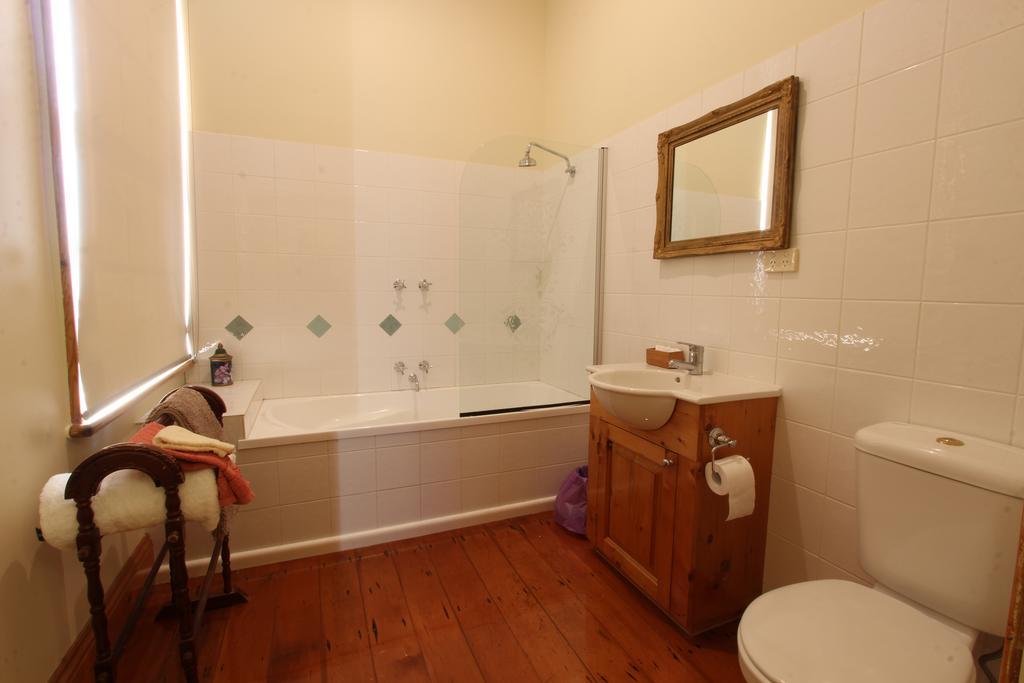 Bairnsdale Bed And Breakfast Ngoại thất bức ảnh